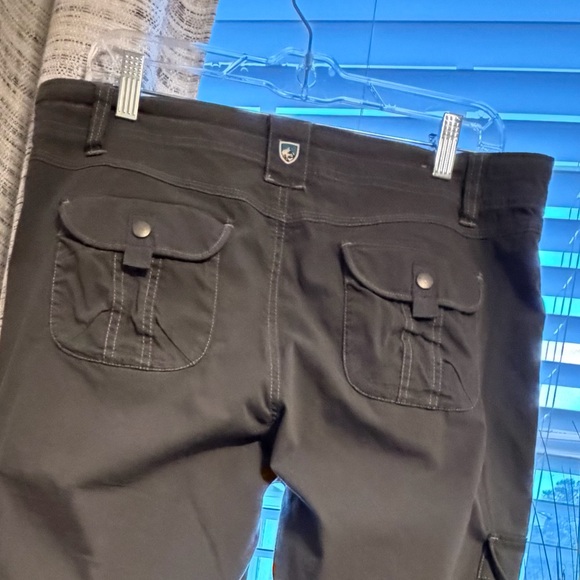 Kuhl Women's Gray Cargo Pants/Hiking/OutdoorSize 12 - Picture 2 of 11